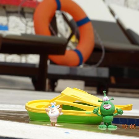 Surya Butik Hotel Alacatı Bagian luar foto