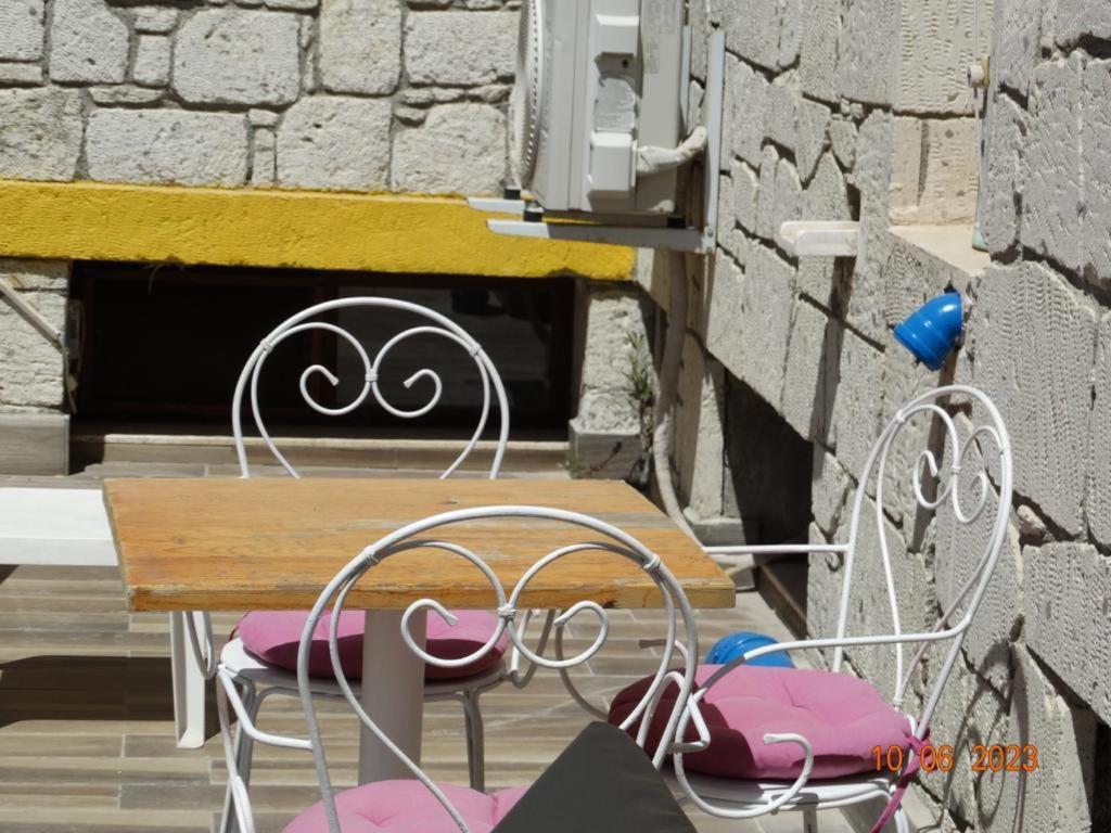 Surya Butik Hotel Alacatı Bagian luar foto