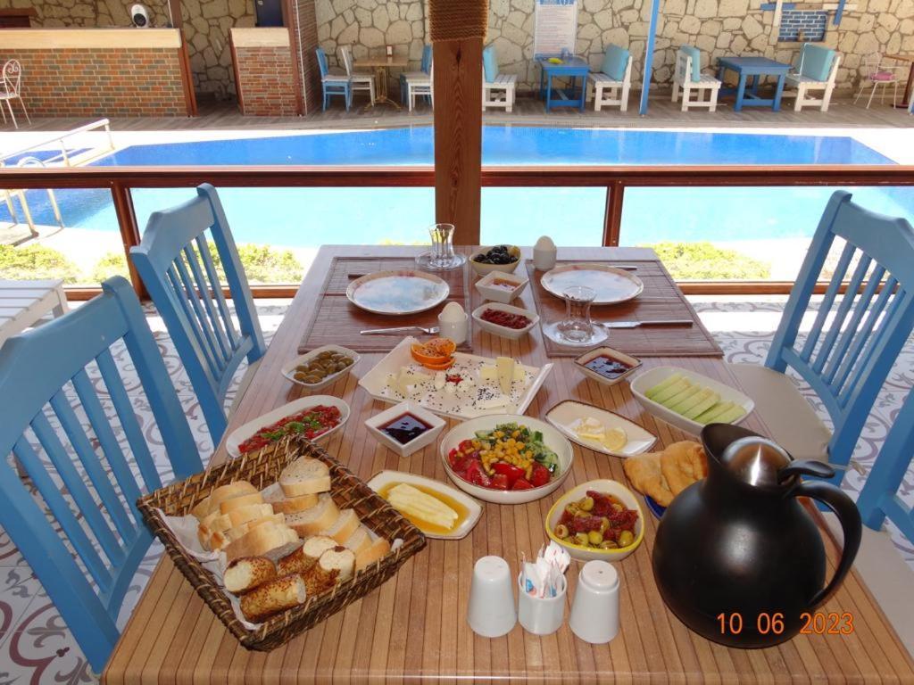 Surya Butik Hotel Alacatı Bagian luar foto